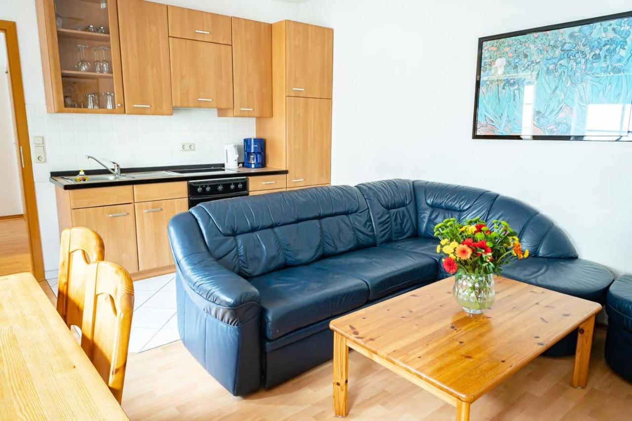 Apartmenthaus Chrischanshof 로스토크 외부 사진