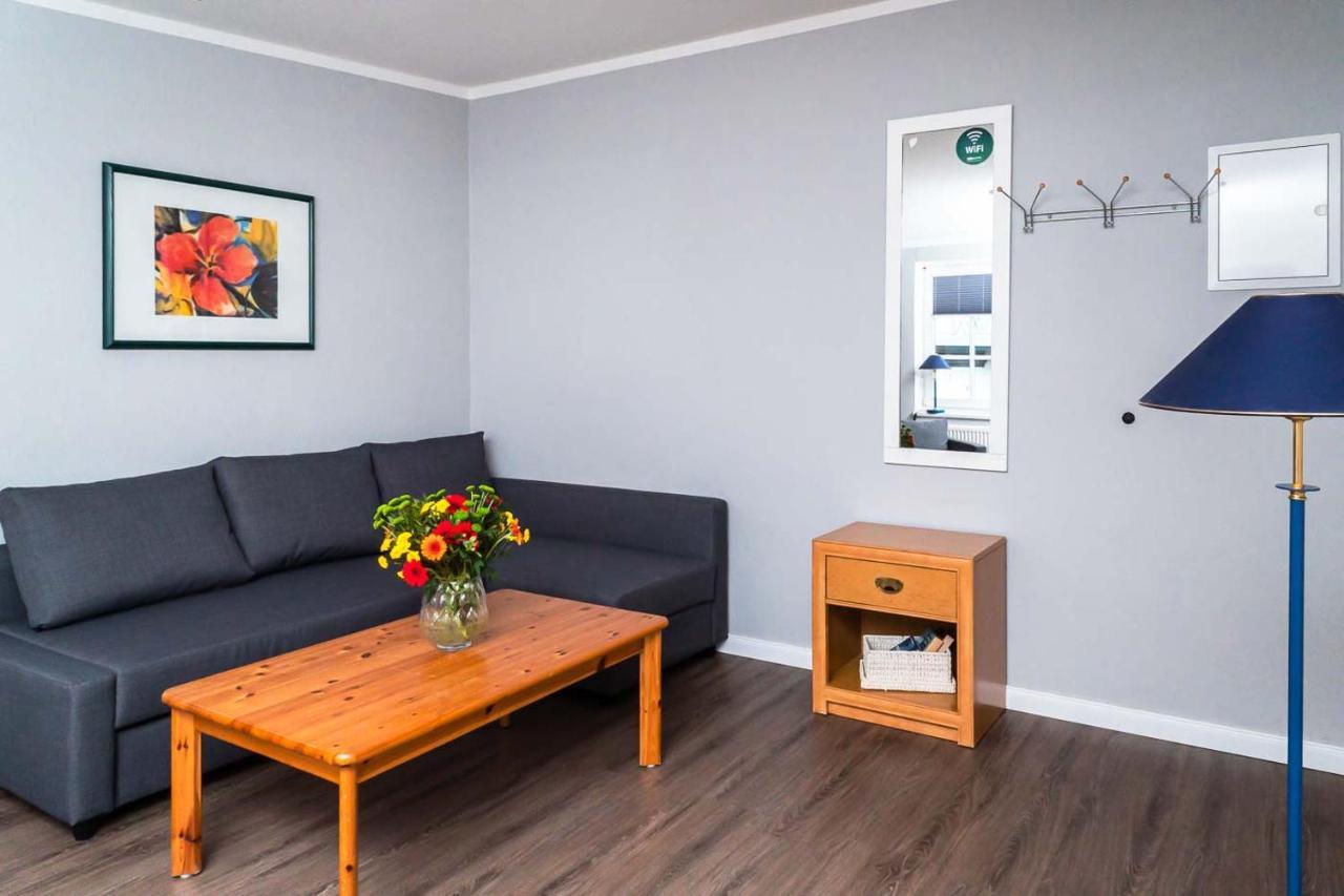 Apartmenthaus Chrischanshof 로스토크 외부 사진