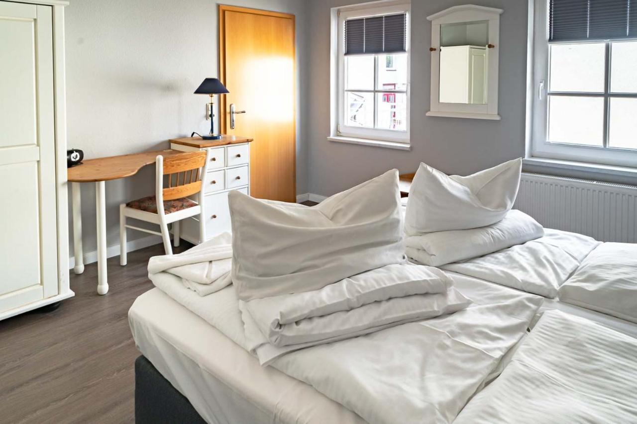 Apartmenthaus Chrischanshof 로스토크 외부 사진