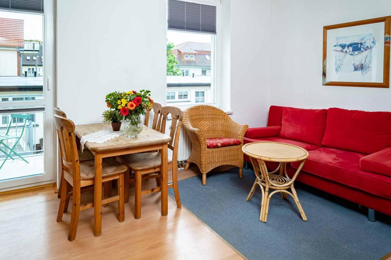 Apartmenthaus Chrischanshof 로스토크 외부 사진